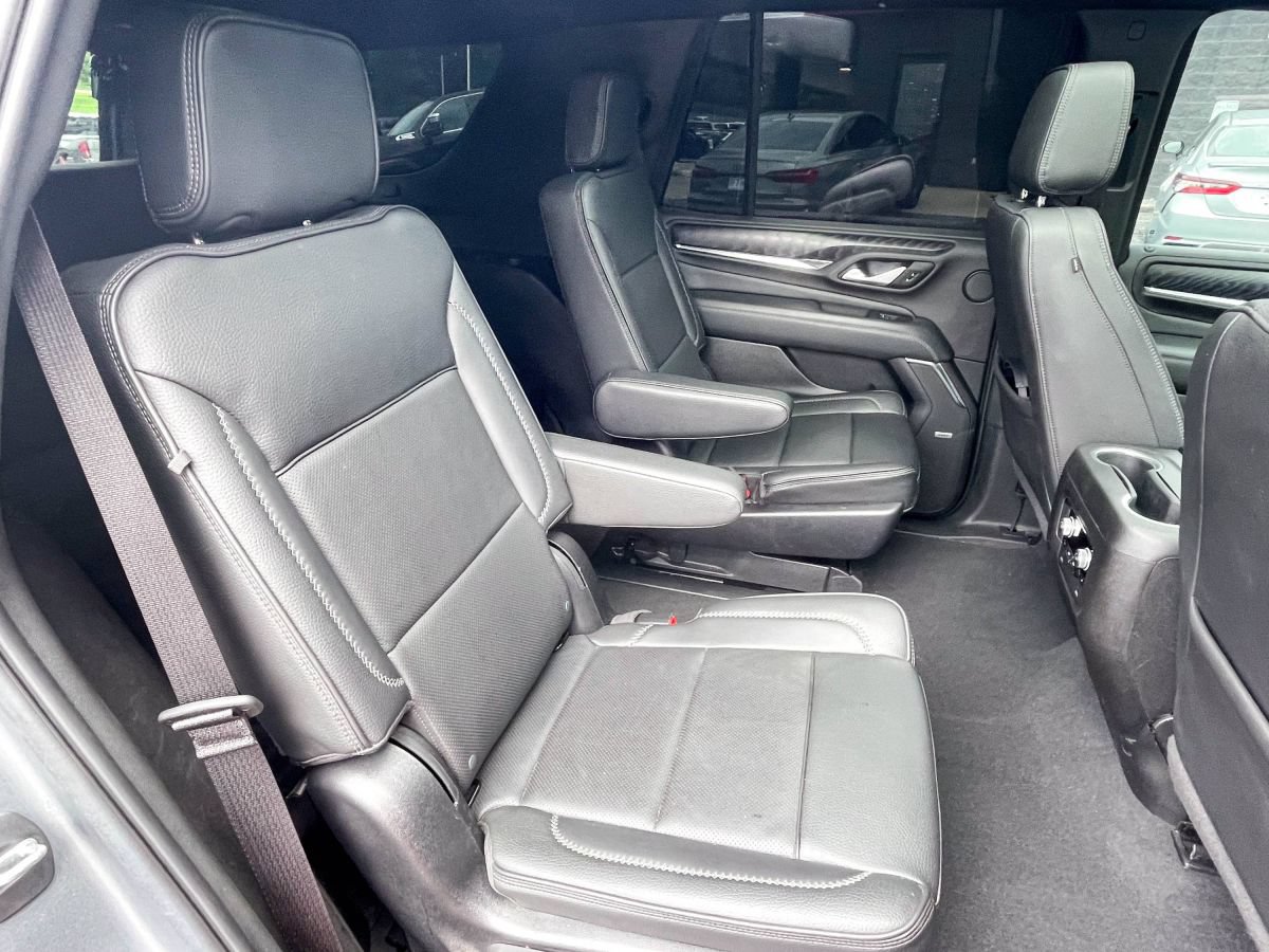 Used 2022 GMC Yukon Denali AWD/4WD image 13
