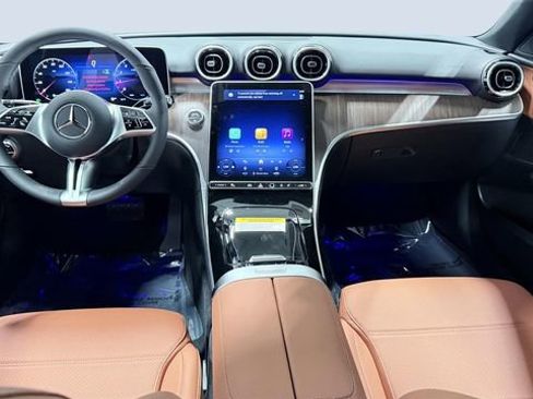 Used 2025 Mercedes-Benz C 300 4MATIC Sedan image 6