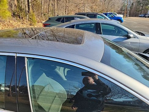 Used 2024 Chevrolet Malibu LT image 9