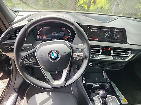 Used 2022 BMW 228i w/ Convenience Package FWD image 4