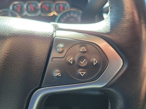 Used 2015 Chevrolet Tahoe LT RWD image 18