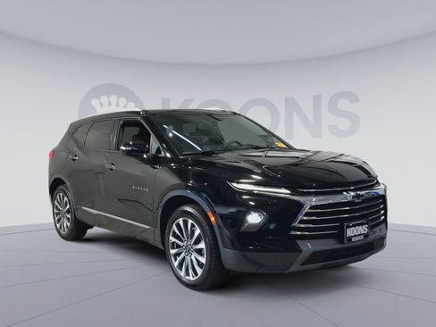 Used 2023 Chevrolet Blazer Premier w/ Enhanced Convenience Package AWD/4WD image 2