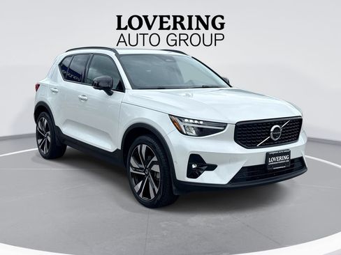 Certified 2023 Volvo XC40 B5 Ultimate w/ Protection Package Premier AWD/4WD image 1