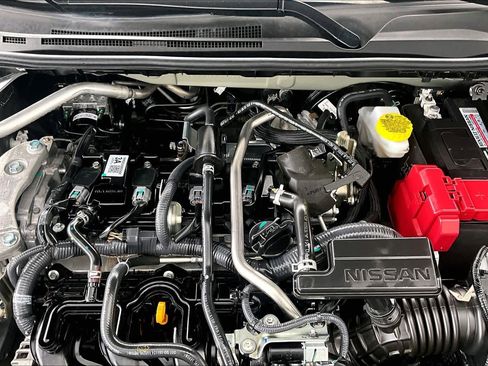 Certified 2025 Nissan Sentra SV FWD image 32