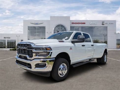New 2026 RAM 3500 Tradesman AWD/4WD image 5