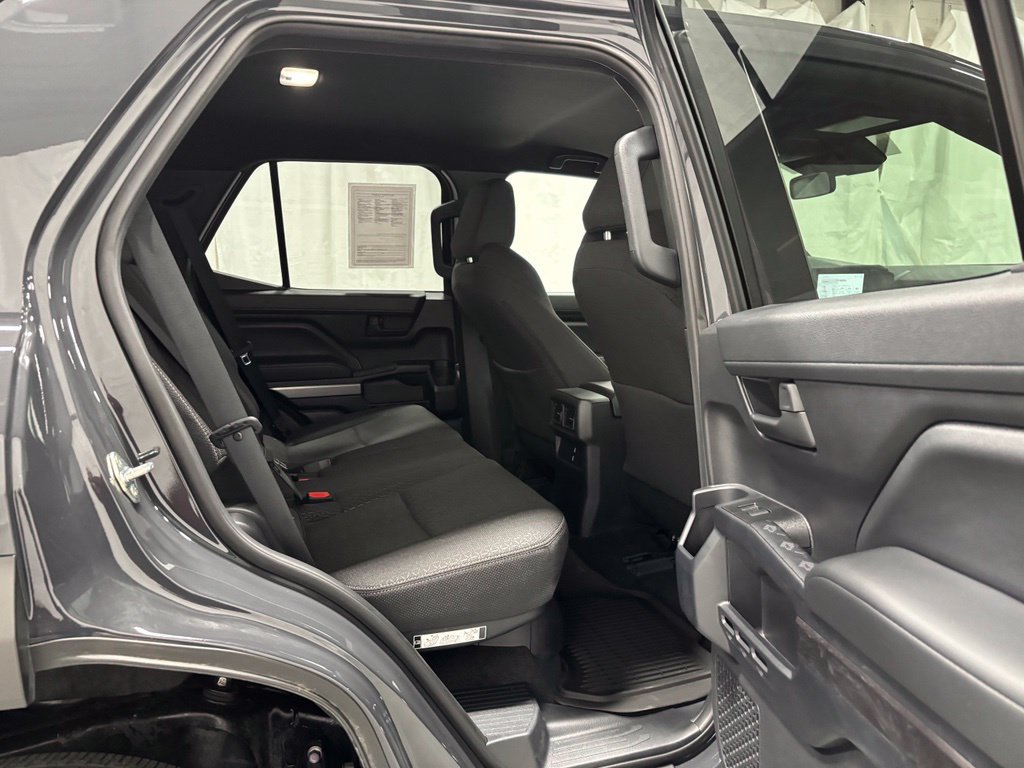 Used 2026 Toyota 4Runner SR5 AWD/4WD image 50