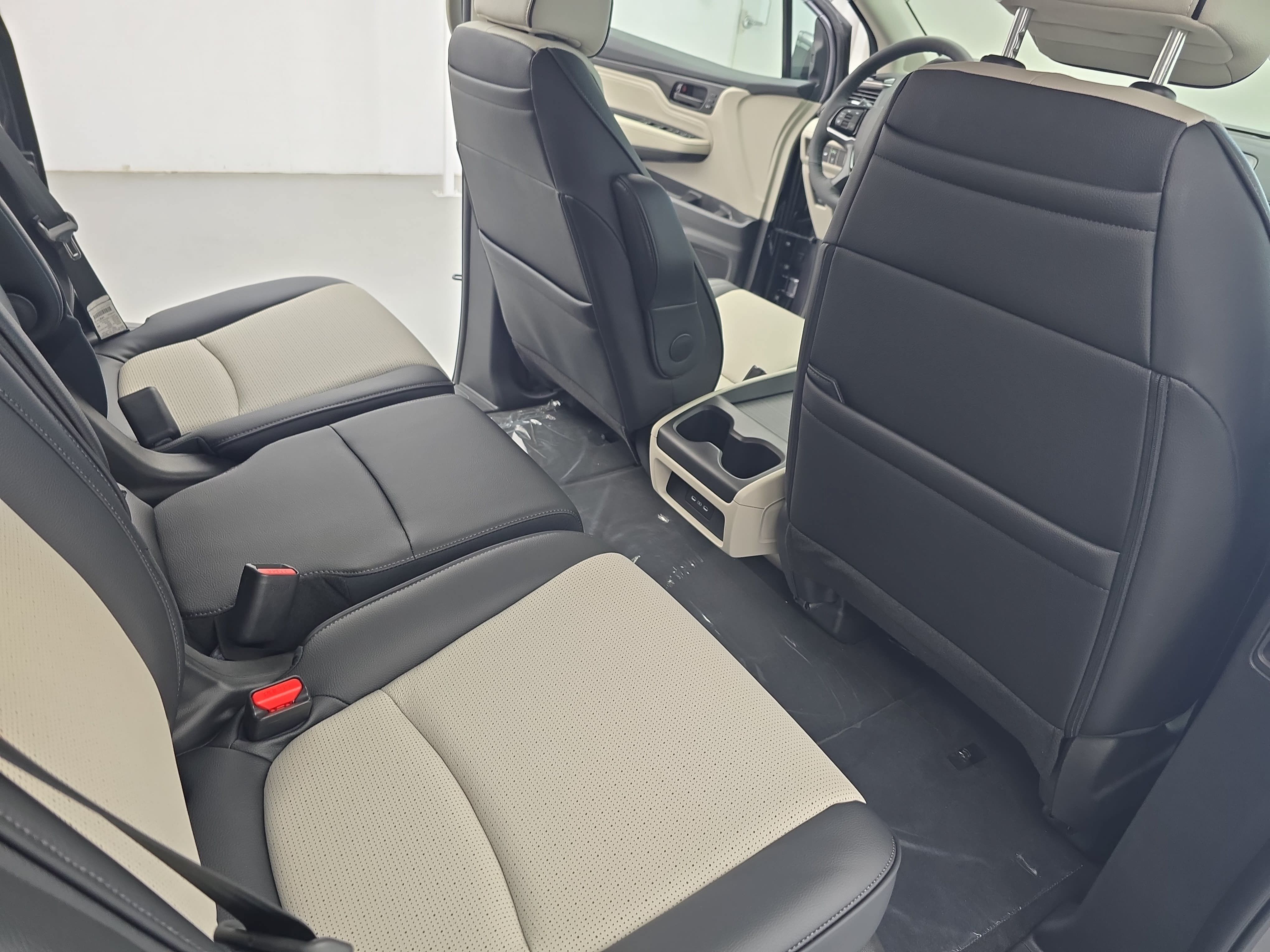 New 2027 Honda Odyssey Elite image 11