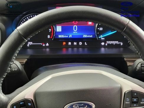 Certified 2024 Ford Explorer Limited w/ Limited Technology Package AWD/4WD image 30