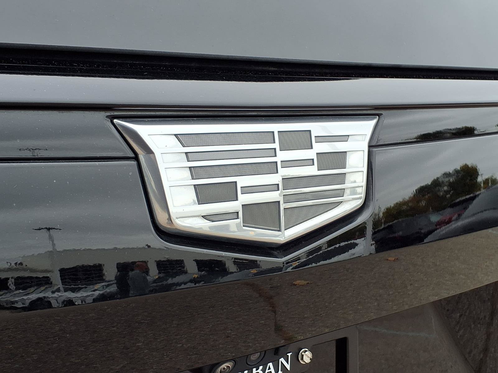 Certified 2023 Cadillac Escalade Sport Platinum w/ LPO, ONYX Package AWD/4WD image 10