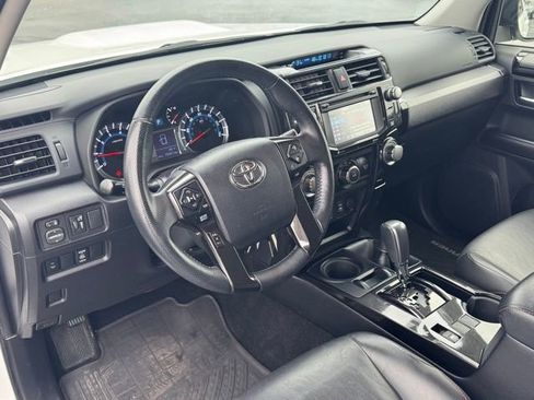 Used 2014 Toyota 4Runner Trail image 11