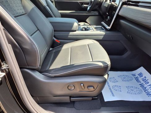 New 2025 GMC Sierra EV Denali image 8