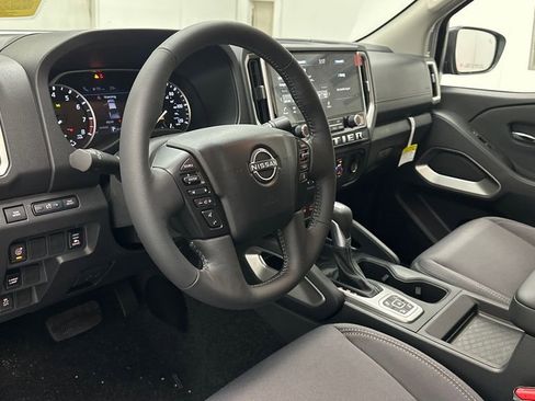 New 2026 Nissan Frontier SV w/ SV Convenience Package image 16