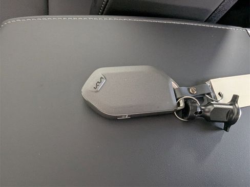 New 2025 Kia Telluride S image 32