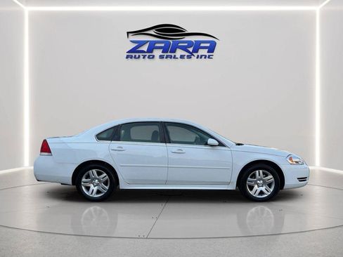 Used 2014 Chevrolet Impala LT w/ LT Sunroof Package FWD image 8
