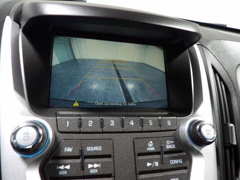 Used 2017 Chevrolet Equinox LT image 13