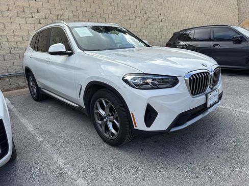 Used 2023 BMW X3 sDrive30i RWD image 2