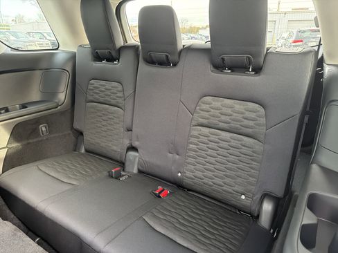 New 2025 Nissan Pathfinder SV image 29