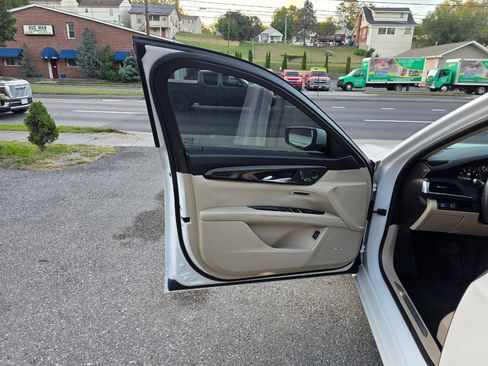 Used 2017 Cadillac CT6 2.0T image 10