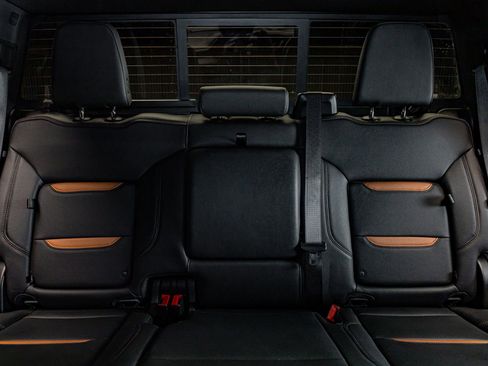 Used 2025 GMC Sierra 2500 AT4 w/ AT4 Premium Plus Package image 26