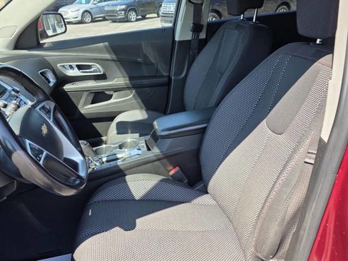 Used 2017 Chevrolet Equinox LT w/ Convenience Package image 15