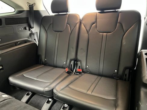 Used 2024 Kia Sorento S FWD image 42