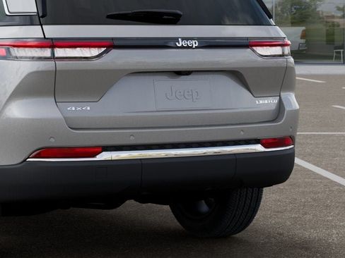 New 2026 Jeep Grand Cherokee Limited AWD/4WD image 13