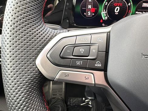 New 2026 Volkswagen GTI SE FWD image 18
