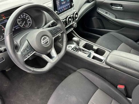 Used 2021 Nissan Sentra SV image 4