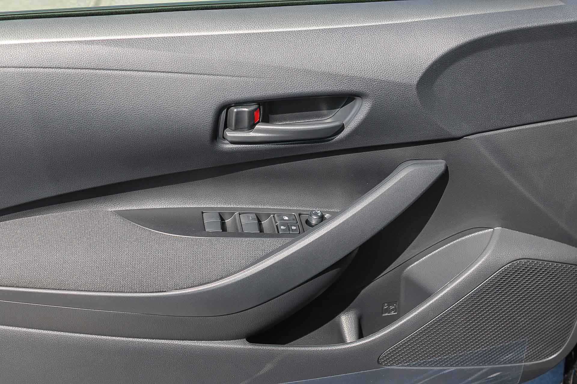 New 2026 Toyota Corolla LE FWD image 23