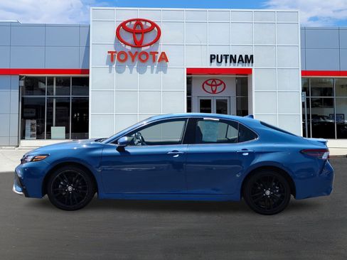Used 2024 Toyota Camry XSE FWD image 7