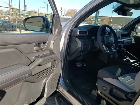 New 2025 Toyota Tacoma TRD Sport image 9