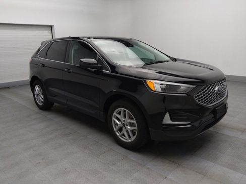Used 2023 Ford Edge SEL image 13