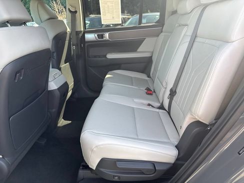 Used 2026 Hyundai Santa Fe SEL AWD/4WD image 35