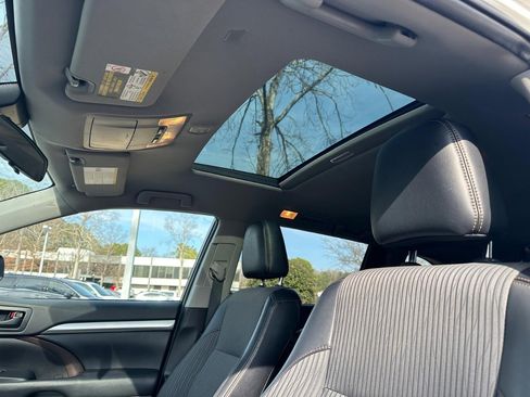 Used 2019 Toyota Highlander Plus image 15