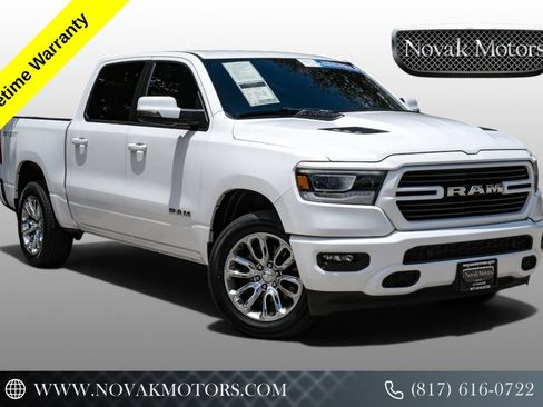 Used 2023 RAM 1500 Laramie AWD/4WD image 1