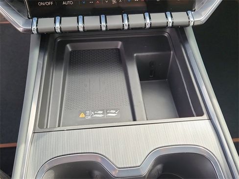 New 2026 GMC Acadia AT4 w/ Luxury Package image 31