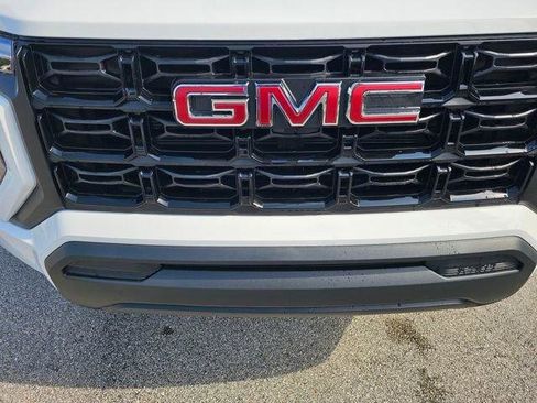 New 2026 GMC Canyon Elevation image 11
