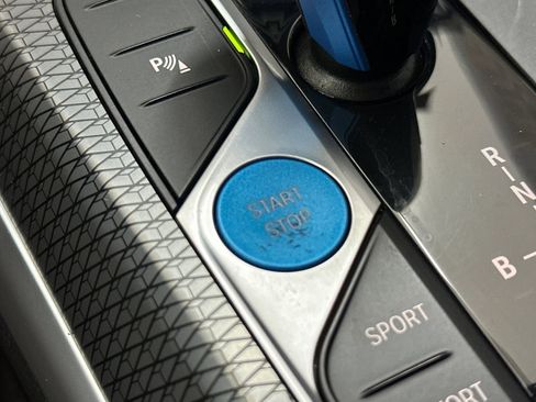 Certified 2023 BMW i4 eDrive40 w/ M Sport Package image 18