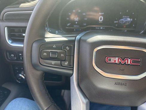 Used 2024 GMC Yukon XL SLT w/ SLT Luxury Package AWD/4WD image 20
