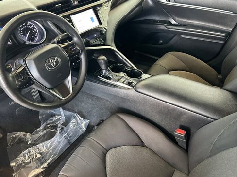 Certified 2019 Toyota Camry LE image 10