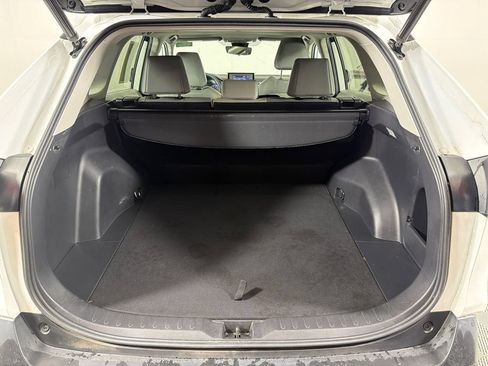 Used 2020 Toyota RAV4 XLE Premium FWD image 19