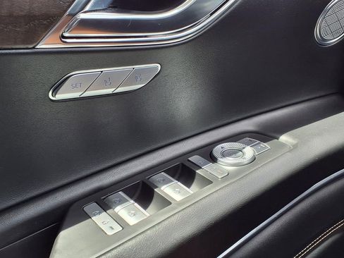 Used 2024 Genesis GV80 2.5T image 37