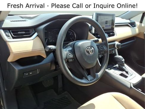 Used 2023 Toyota RAV4 LE image 13