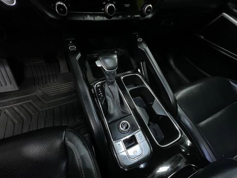 Used 2021 Kia Telluride S FWD image 15