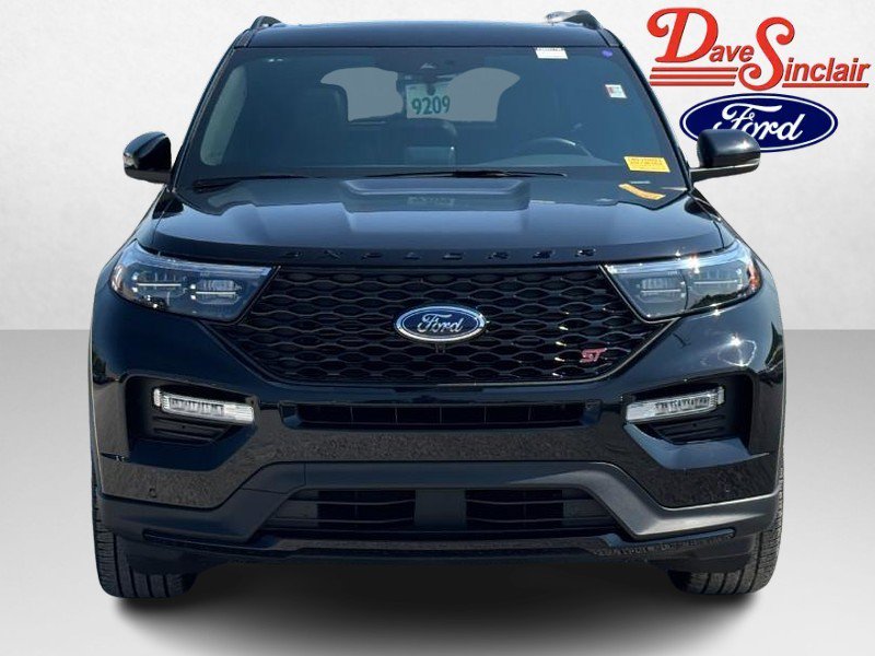 Certified 2024 Ford Explorer ST w/ Equipment Group 401A AWD/4WD image 2