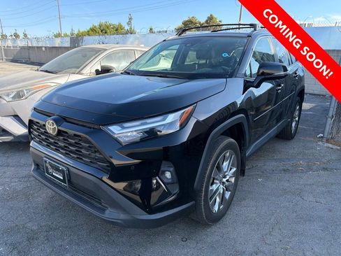 Used 2023 Toyota RAV4 XLE Premium AWD/4WD image 2