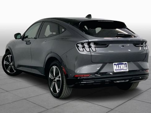 Used 2023 Ford Mustang Mach-E Premium image 10