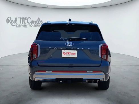 Used 2024 Hyundai Palisade Calligraphy FWD image 4