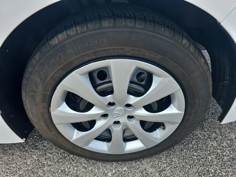 Used 2024 Toyota Corolla LE FWD image 7