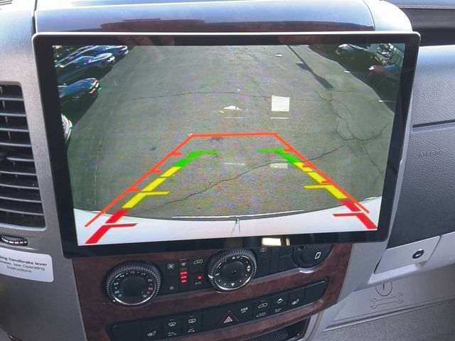 Used 2015 Mercedes-Benz Sprinter 3500 image 27